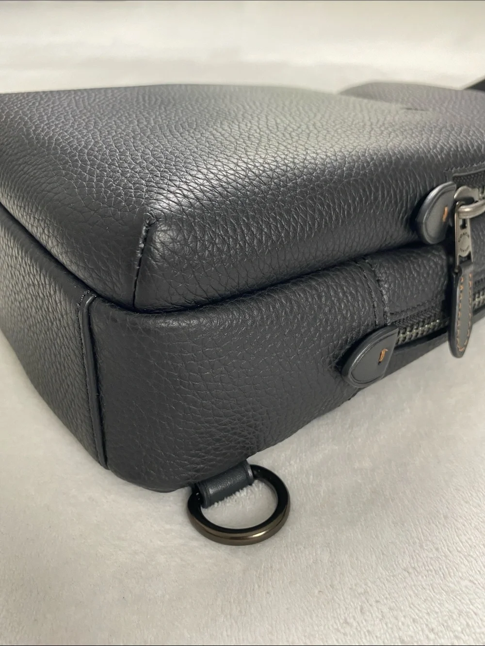 Coach Gotham Pack Shoulder/Crossbody Sling Bag | Black